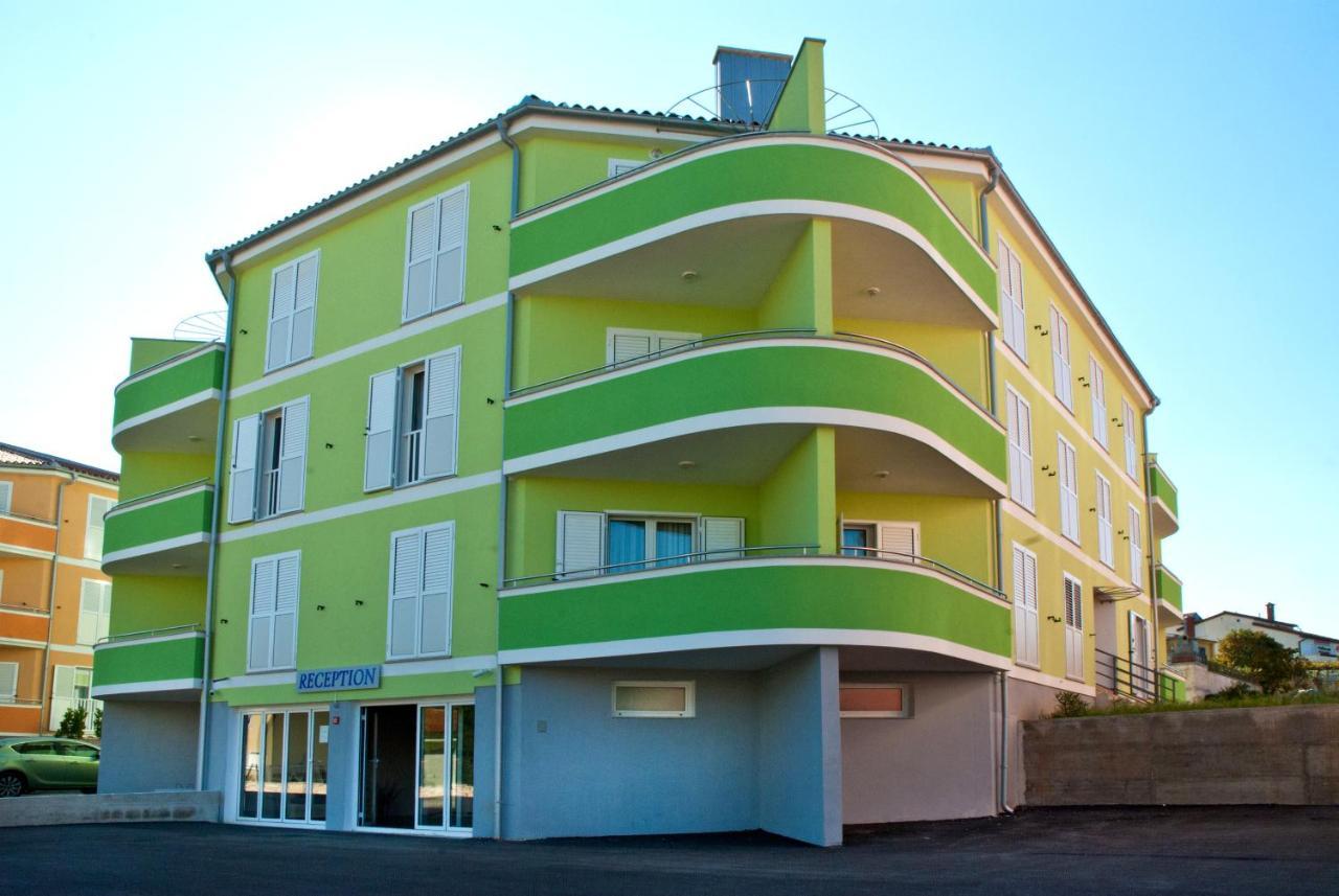 Apartments - Villa Oliva Premantura Exterior photo